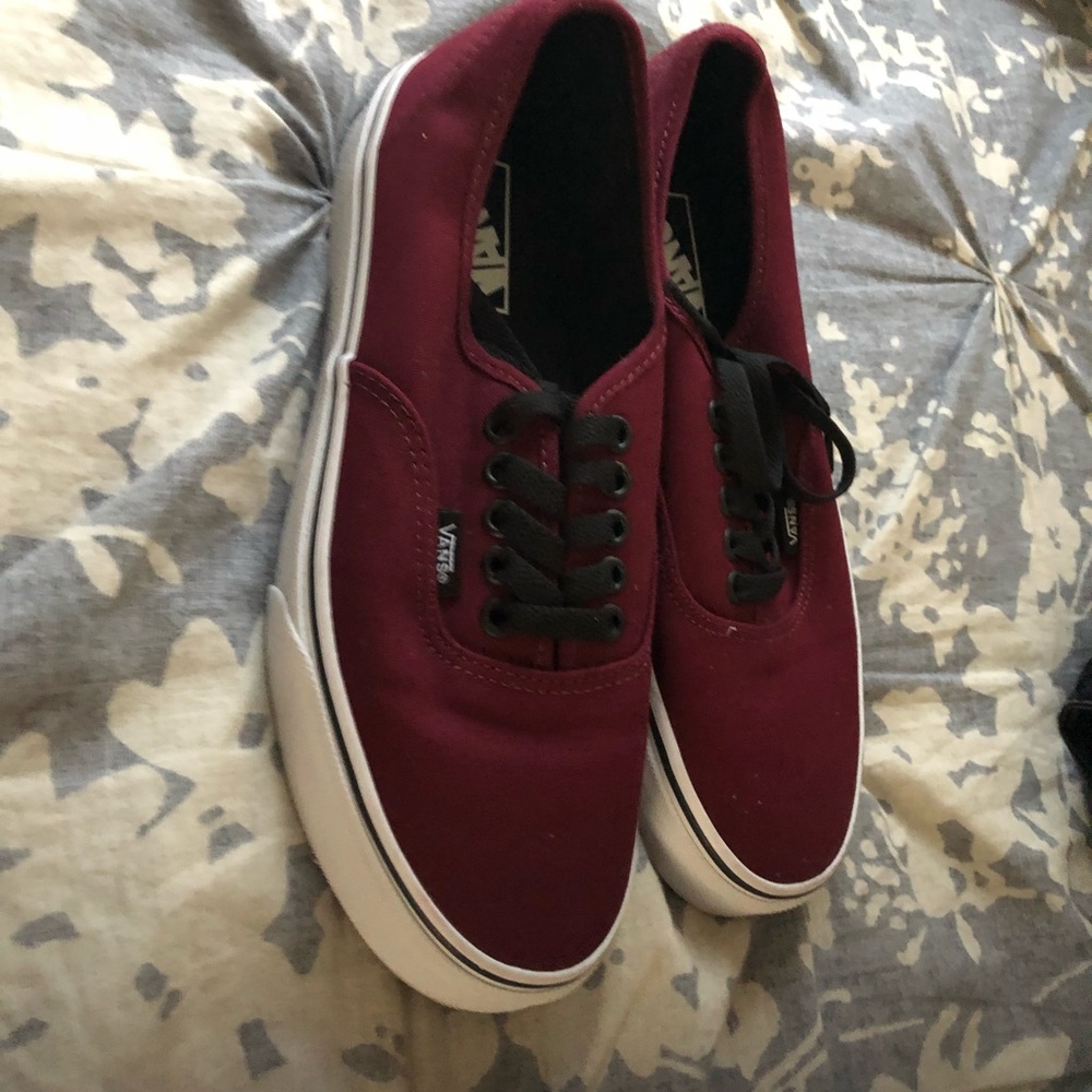 Vans - Picture 2 of 4